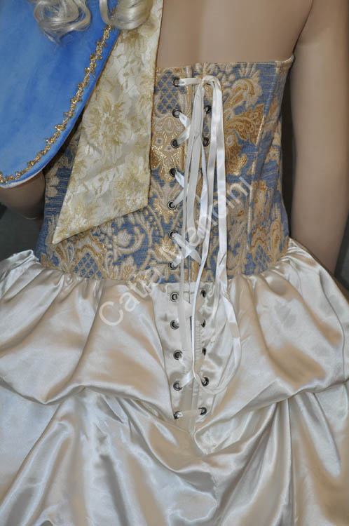 Costume-Veneziano-Dama-del-700 (7)