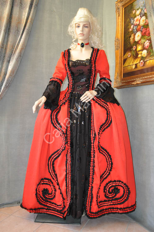 Vestito Nobildonna Veneziana del 1724 (12)