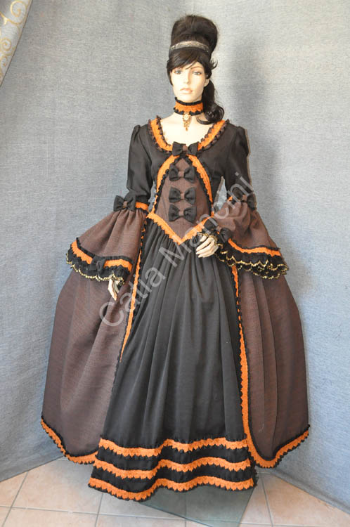 Vestito Storico  del 1700 (14)