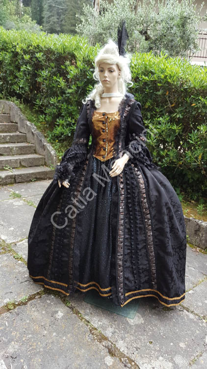 Costume Dama Nera del 1700 Catia Mancini (2)