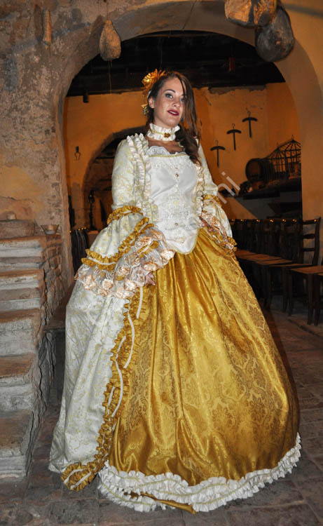 costumedel1700 (1)