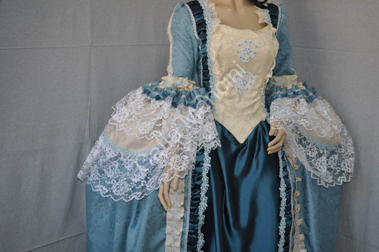 Costume Marie Antoinette of 1700 women (7)