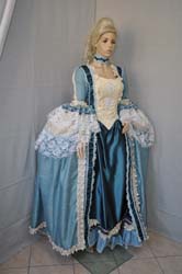 Costume Marie Antoinette of 1700 women (4)