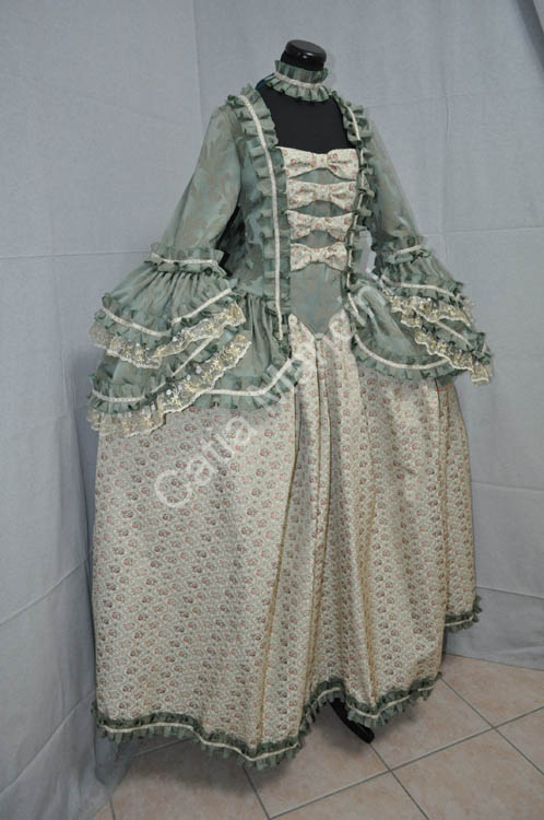 COSTUME STORICO DONNA DEL 1700 (10)