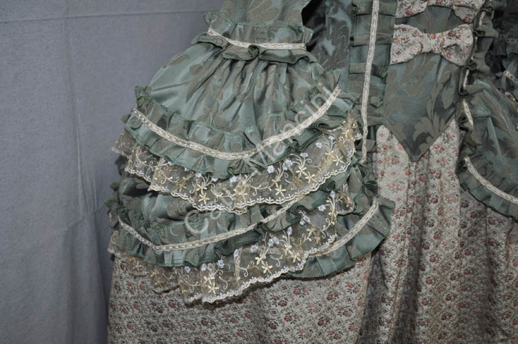 COSTUME STORICO DONNA DEL 1700 (12)