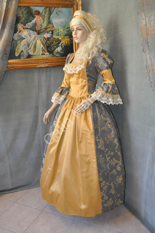 Costume-di-carnevale-dama-veneziana (6)