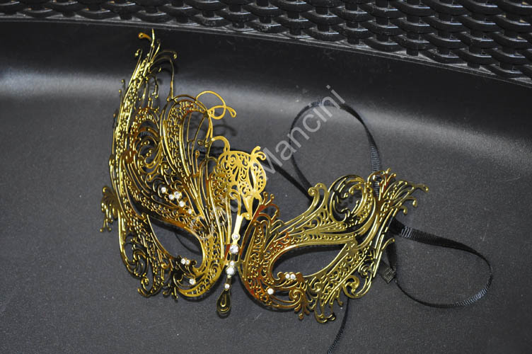 mask gold (10)