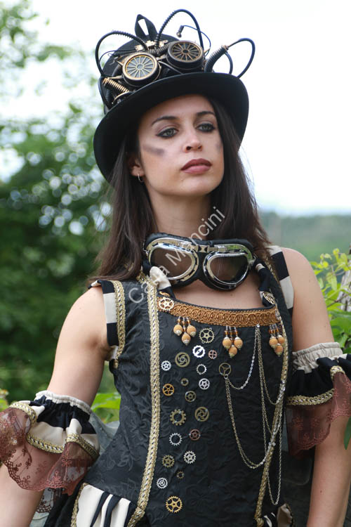 abito steampunk su misura (12)