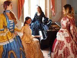 historical costumes 1700 catia mancini (9)