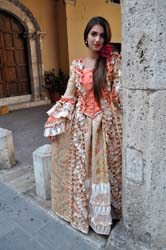 selling online historical clothes 5