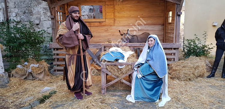 Artigiani sulla via di betlemme presepe vivente (23)