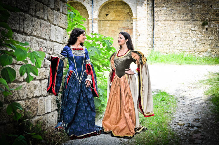 medievaldresses