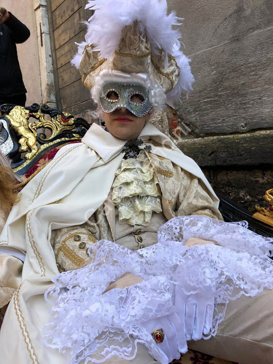 Venezia 2018 costumi Catia Mancini (9)