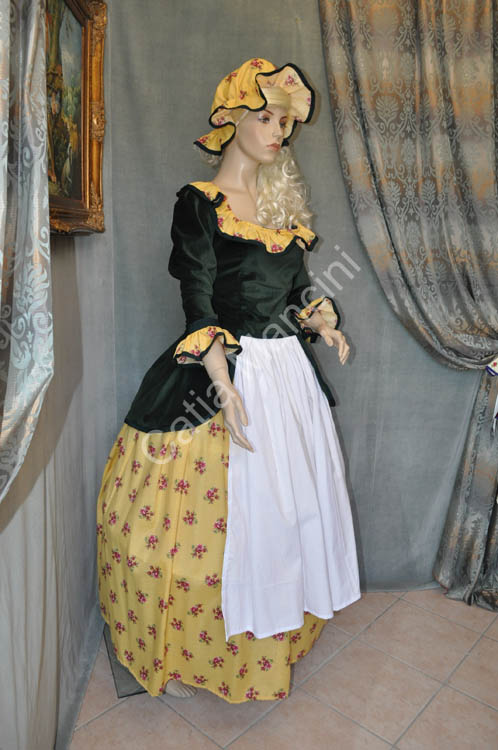 Victorian-Costume-Woman (2)