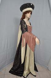 costumes historic Renaissance woman (13)