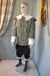 Costume-Storico-del-Seicento (3)